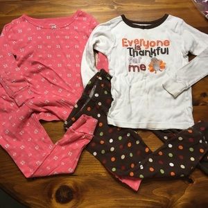 Set of 2 3T Carter’s long sleeve/pants pajamas